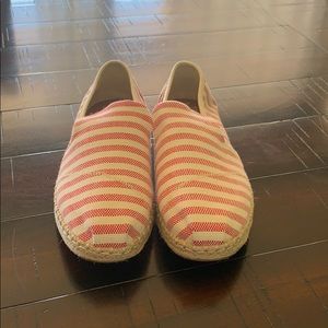 Cute Red and White Toms